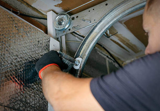 Affordable Garage Door solutions in Flowood, MS